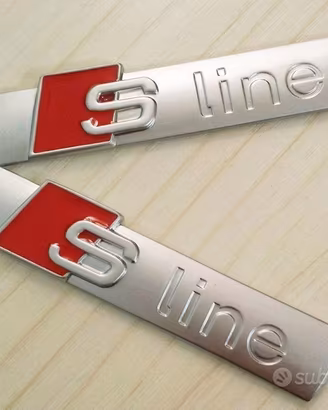 Coppia 2 pezzi stemma fregio S Line