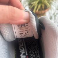 Scarpe antinfortunistiche