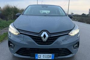 RENAULT Clio Elettrica/Benzina - 2021