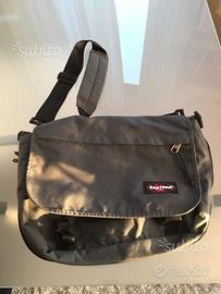 Zaino eastpak tracolla verde scuro