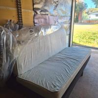 Divano a letto matrimoniale 