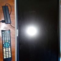 TV con telecomando 