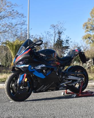 BMW M1000RR