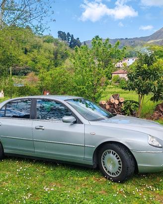 Lancia Thesis 3.2 v6 emblema 
