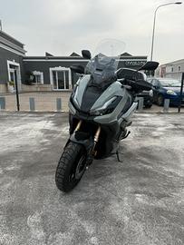 HONDA ADV 350 !!1300km!!