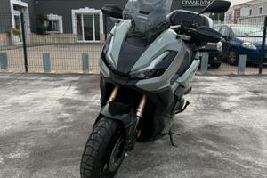 HONDA ADV 350 !!1300km!!