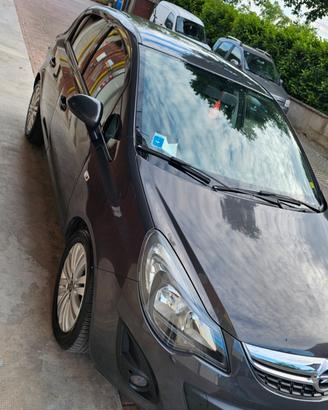 Opel corsa 1.3 diesel 2014 full tech