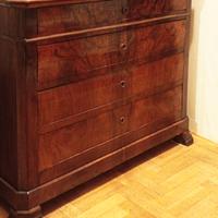 Cassettone "a cappuccino" stile Luigi Filippo