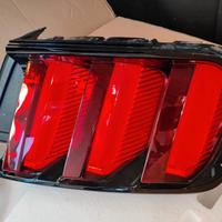 Fanale posteriore Mustang