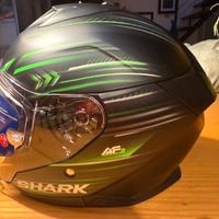 Casco jet shark