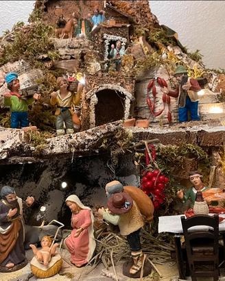 Presepe napoletano (S. Gregorio Armeno) e statuine