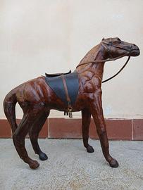 scultura cavallo