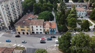 NEGOZIO A SAN MARTINO BUON ALBERGO