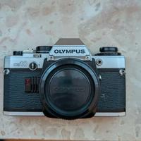Olympus om10 + 3 obiettivi (zoom) + flash + custod