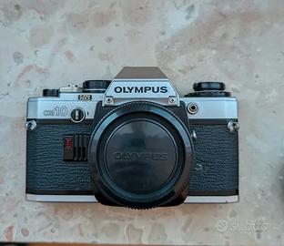 Olympus om10 + 3 obiettivi (zoom) + flash + custod