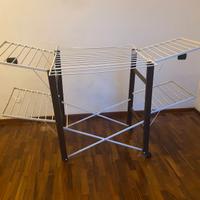 Stendibiancheria pieghevole con ali e ripiani late