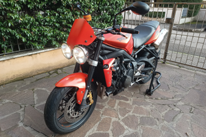 Triumph Street Triple R