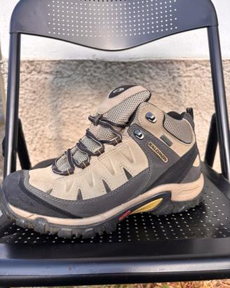 Scarponcini trekking salomon goretex
