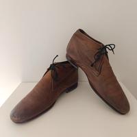 Scarpe di pelle marrone