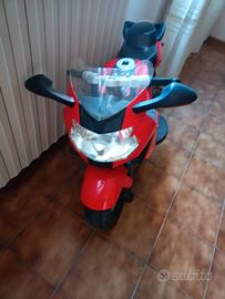 BMW MOTO A BATTERIA