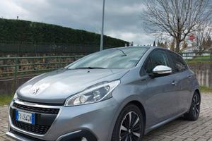 Peugeot 208 1.5 hdi 102cv 5 porte Signature 2019