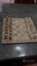 Scacchiera in marmo con pezzi completi -ELEGANTE