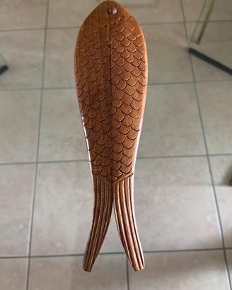 Schiaccianoci in legno vintage anni60