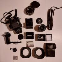 Mamiya M645 Super + 2 Lenti + 3 Dorsi + Accessori