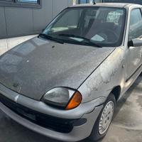 FIAT SEICENTO per ricambi usati