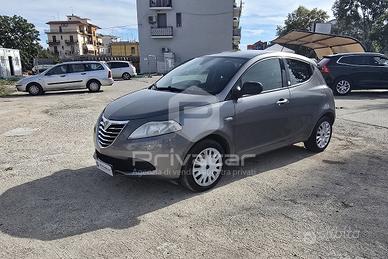 LANCIA Ypsilon 1.2 69 CV 5 porte GPL Ecochic Silve