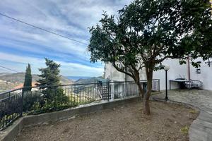 5 LOCALI A MAGLIOLO