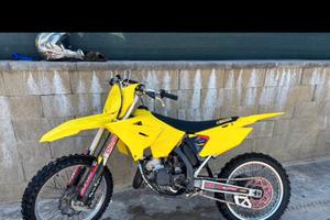 Rm 125 2t 2002