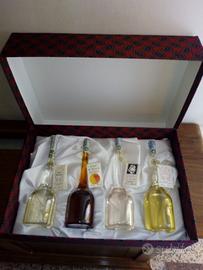Collezione Vintage di 4 ampolle 10cl con liquore
