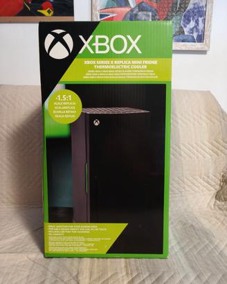 Xbox seriex X Replica Mini Fridge