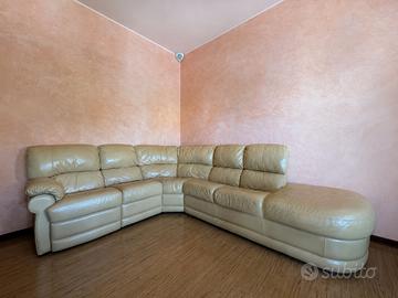Divano angolare in pelle