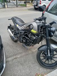 Benelli Leoncino 250