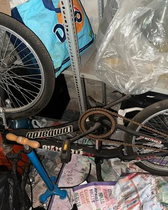 Bicicletta bmx lombardo