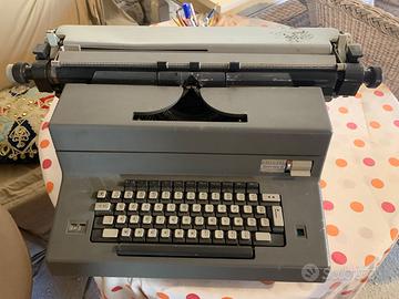 Macchina da scrivere elettrica