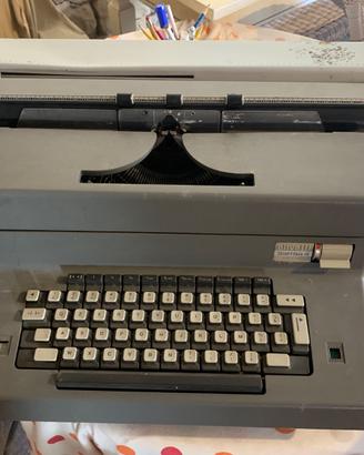 Macchina da scrivere elettrica