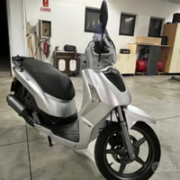 Moto Kymco 200