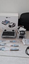 DJI Mini 3 Fly More Combo + DJI RC con schermo