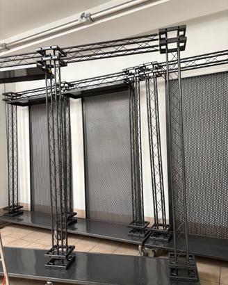 Arredamento negozio stile industrial