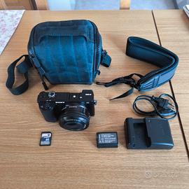 Fotocamera Sony A6000 + 16-50mm + accessori