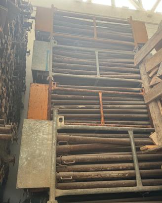 puntelli in ferro
