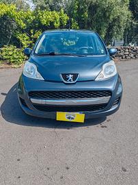 Peugeot 107 1.0 benzina 12v Active 5porte