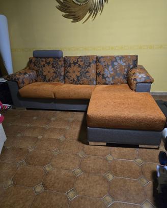Divano + pouf