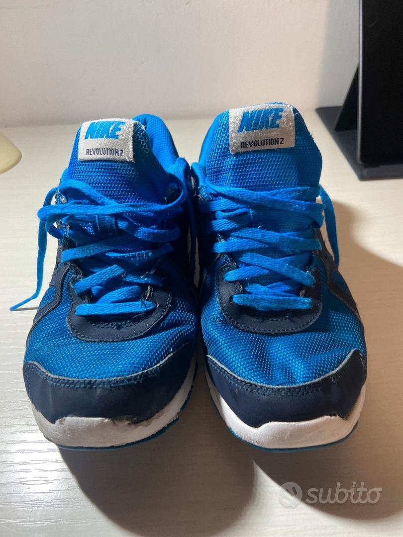 Scarpe Abbigliamento e Accessori In vendita a Varese