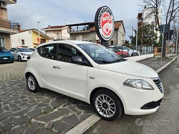 Lancia Ypsilon 1.2 69 CV 5 porte GPL Ecochic Silve
