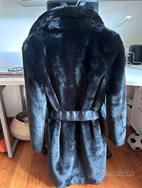 Pelliccia ecologica Guess