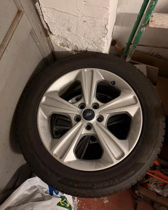 Gomme ford mondeo R17